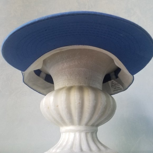 Blue Cap - Picture 3 of 6